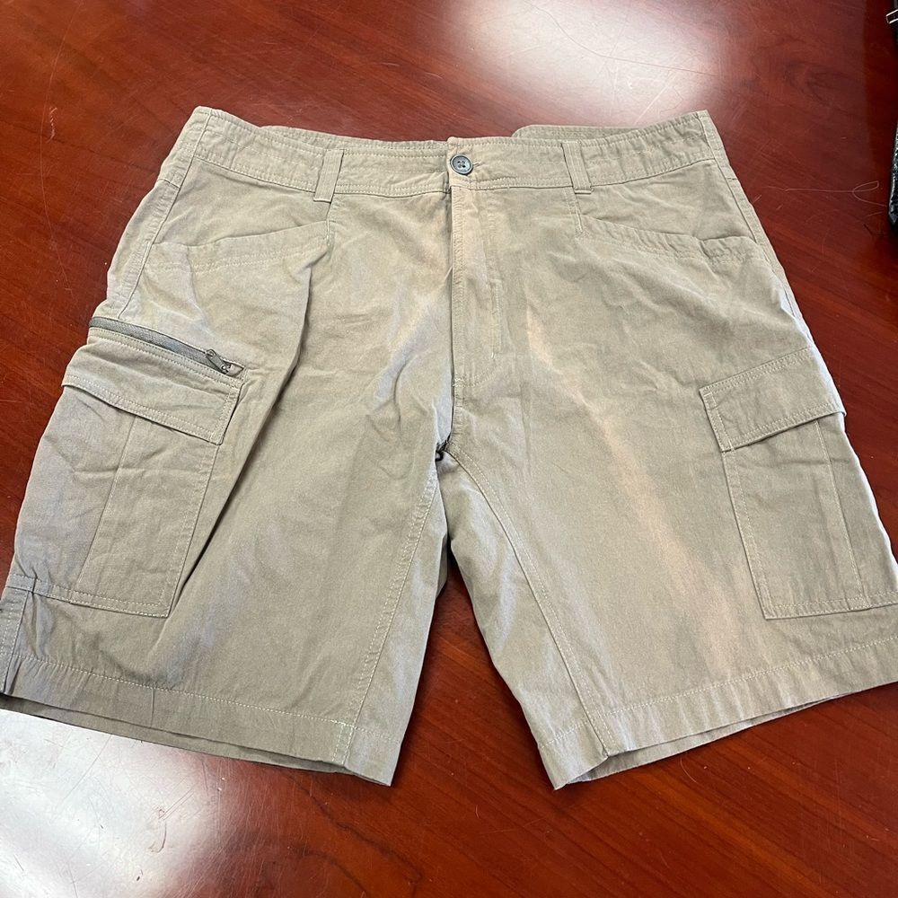 Pacific Trail Brown Utility Hiking Shorts sz 38 EUC